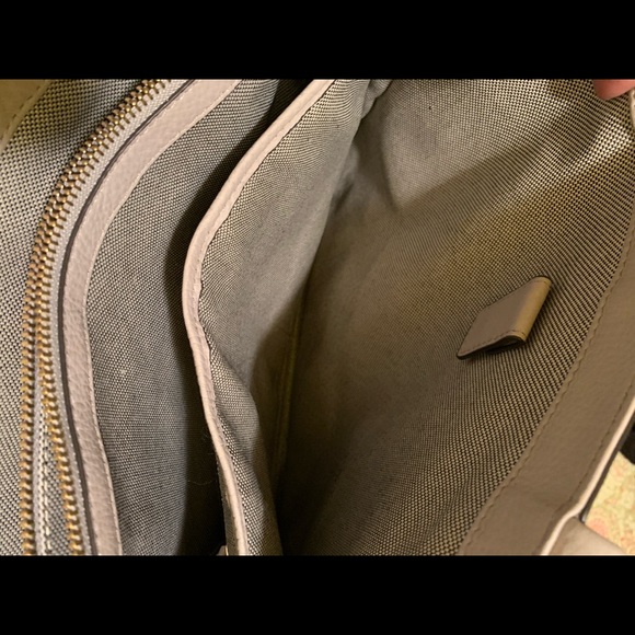 Vince Camuto New York - Picture 4 of 6